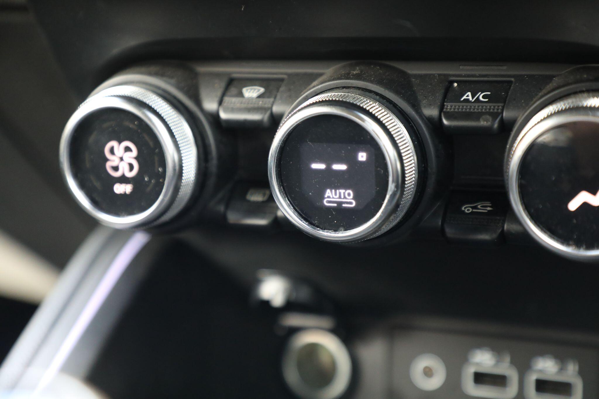 Large vehicle image